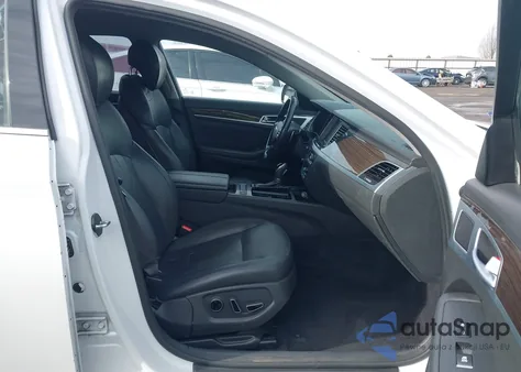 2016 Hyundai Genesis 3.8 z USA, uszkodzony, nr VIN KMHGN4JE3GU137028